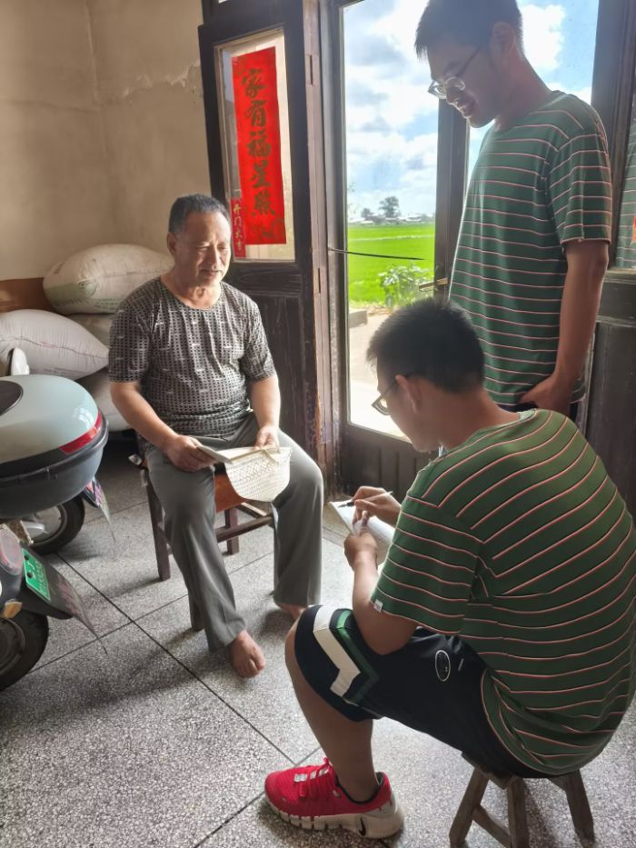 �ǻ������������(hu��)��(sh��)�`�F(tu��n)�(du��)��̽���tɫ���E�����и�������